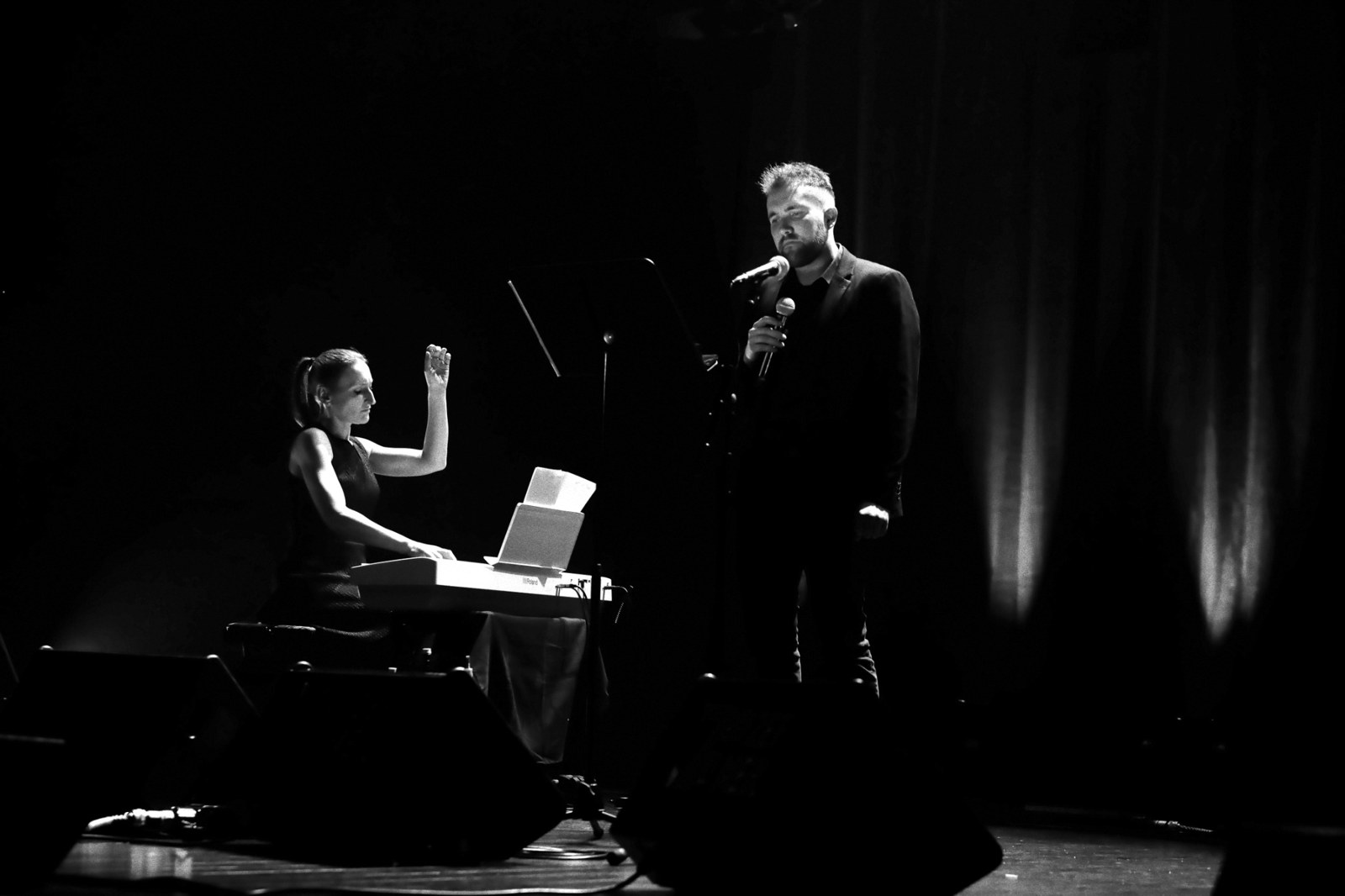 Pêr Vari Kervarec et Caroline Faget au piano